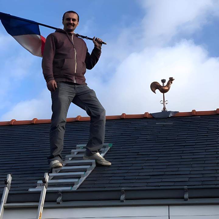 Nous rénovons tous les types de toitures à Alençon et dans ses environs.