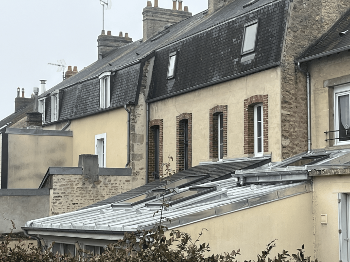 Installation fenêtre de toit Alençon